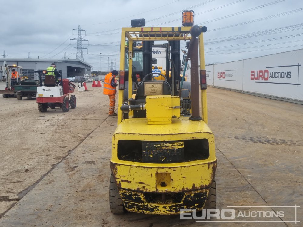 Hyster H3.00XMX - Villás targonca: 4 kép. Hyster H3.00XMX - Villás targonca: 4 kép.