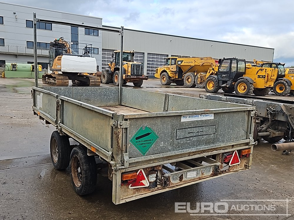 Ifor Williams 2.6 Ton - Gépszállító utánfutó: 3 kép. Ifor Williams 2.6 Ton - Gépszállító utánfutó: 3 kép.