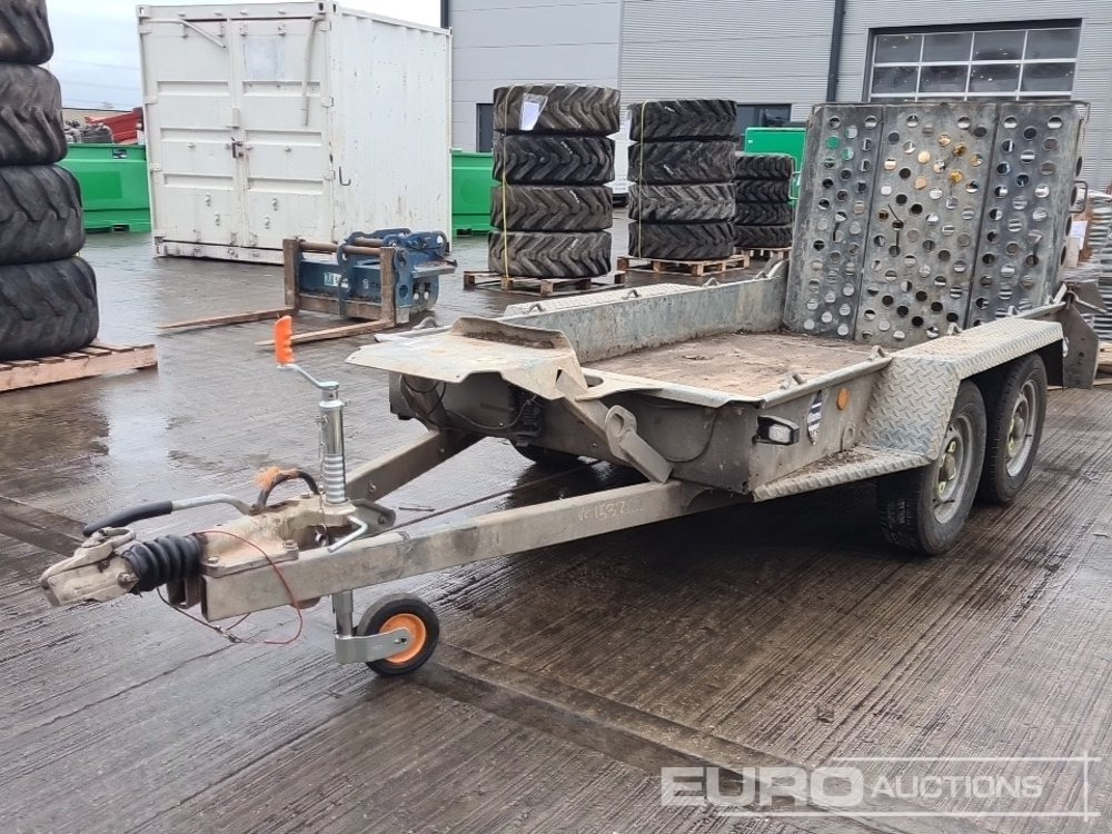 Ifor Williams 2HBGH94BT - Gépszállító utánfutó: 1 kép. Ifor Williams 2HBGH94BT - Gépszállító utánfutó: 1 kép.