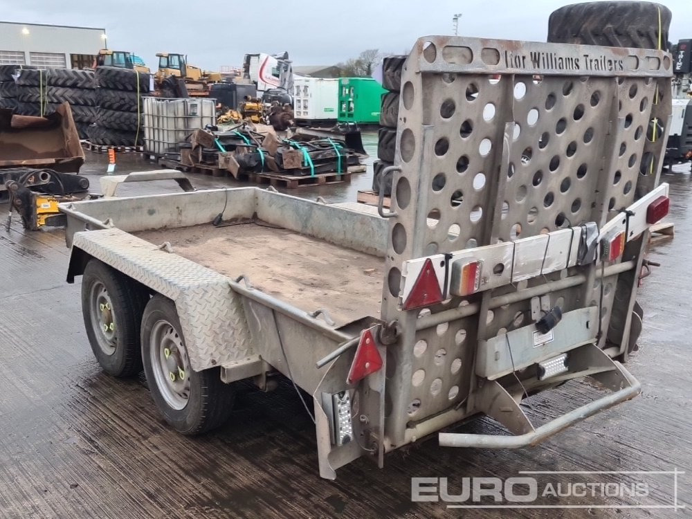 Ifor Williams 2HBGH94BT - Gépszállító utánfutó: 3 kép. Ifor Williams 2HBGH94BT - Gépszállító utánfutó: 3 kép.