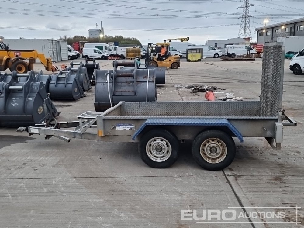 Indespension 2.6 Ton - Gépszállító utánfutó: 2 kép. Indespension 2.6 Ton - Gépszállító utánfutó: 2 kép.