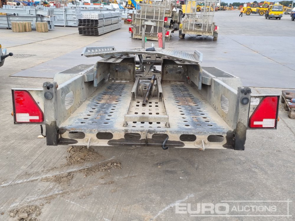 Indespension 2.7 Ton - Gépszállító utánfutó: 4 kép. Indespension 2.7 Ton - Gépszállító utánfutó: 4 kép.