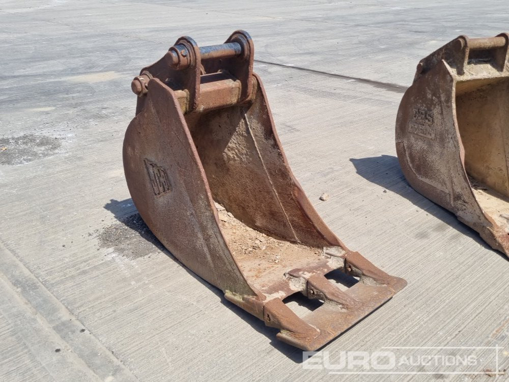 Kanál JCB 24" Digging Bucket 65mm Pin to suit 13 Ton Excavator: 7 kép.