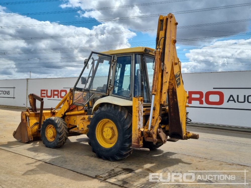 JCB 3CX - Kotrórakodó: 3 kép. JCB 3CX - Kotrórakodó: 3 kép.