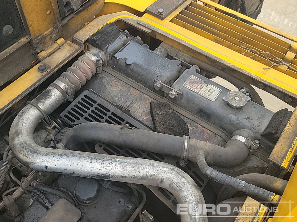 Lánctalpas kotró JCB JS145LC: 37 kép.