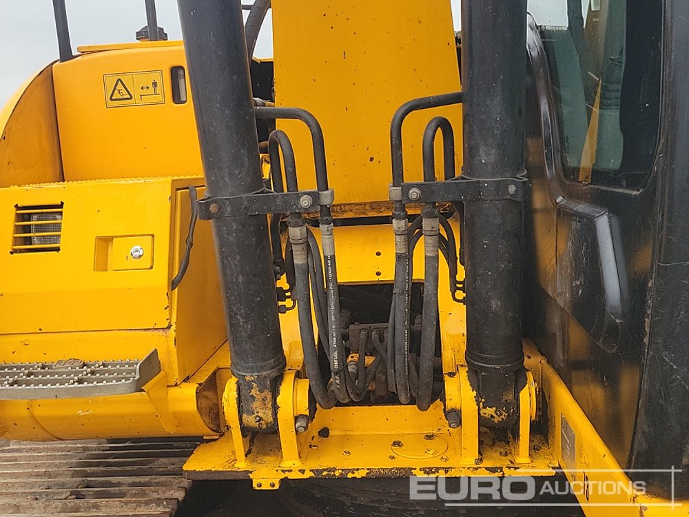 Lánctalpas kotró JCB JS145LC: 25 kép.