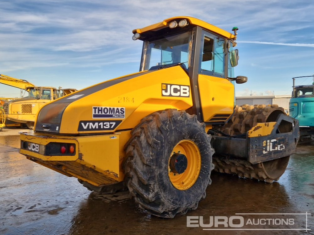 JCB VM137 - Henger: 5 kép. JCB VM137 - Henger: 5 kép.