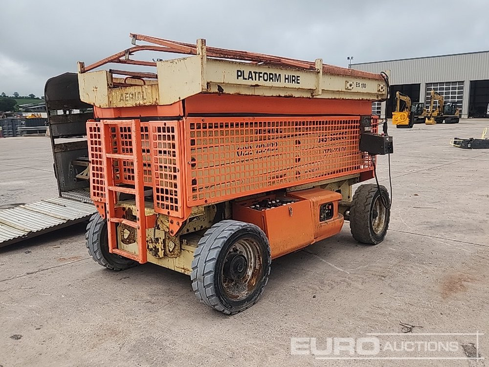 JLG M4069 - Emelő: 1 kép. JLG M4069 - Emelő: 1 kép.