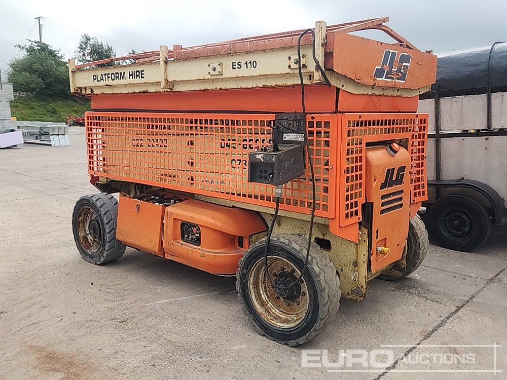 JLG M4069 - Emelő: 2 kép. JLG M4069 - Emelő: 2 kép.