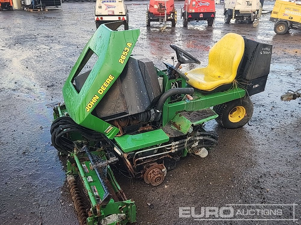 John Deere 2653A - Kerti fűkasza: 1 kép. John Deere 2653A - Kerti fűkasza: 1 kép.