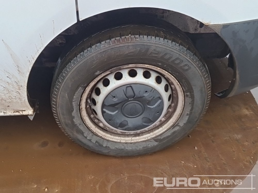 Kisteherautó 2017 Ford Transit Custom 290: 12 kép.