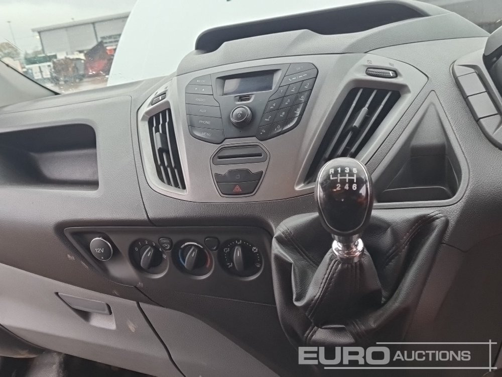 Kisteherautó 2017 Ford Transit Custom 290: 27 kép.