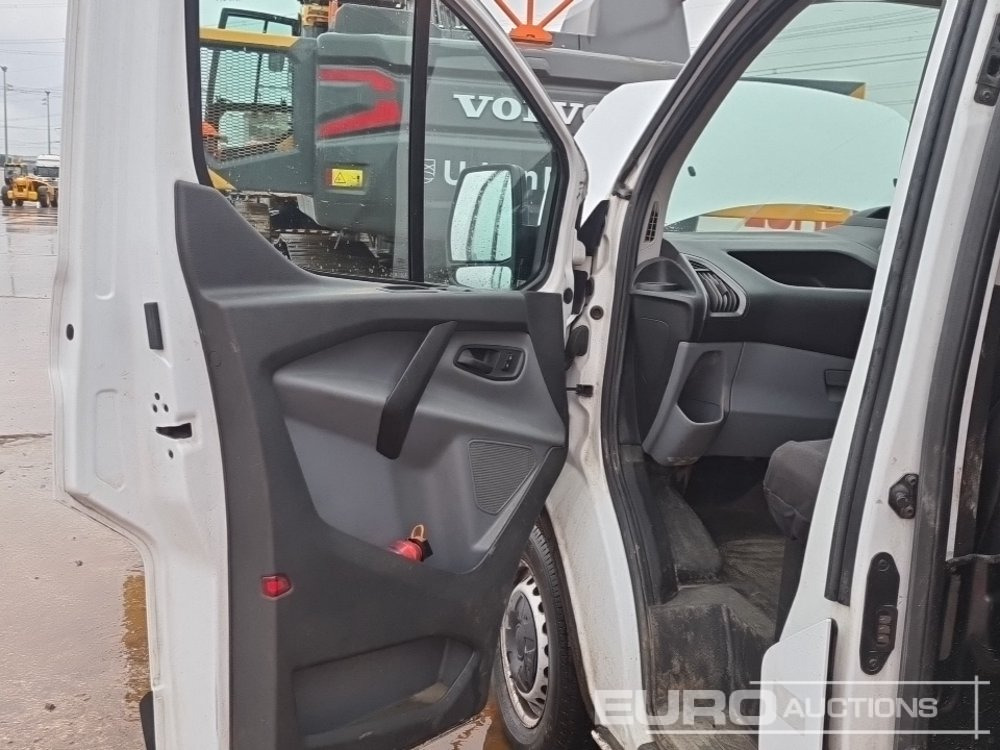 Kisteherautó 2017 Ford Transit Custom 290: 22 kép.