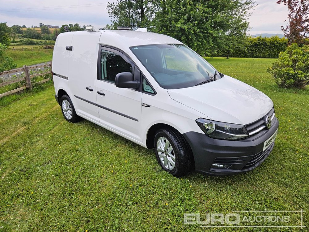 2019 Volkswagen CADDY 2.0TDI BLUEMOTION - Kisteherautó: 2 kép. 2019 Volkswagen CADDY 2.0TDI BLUEMOTION - Kisteherautó: 2 kép.