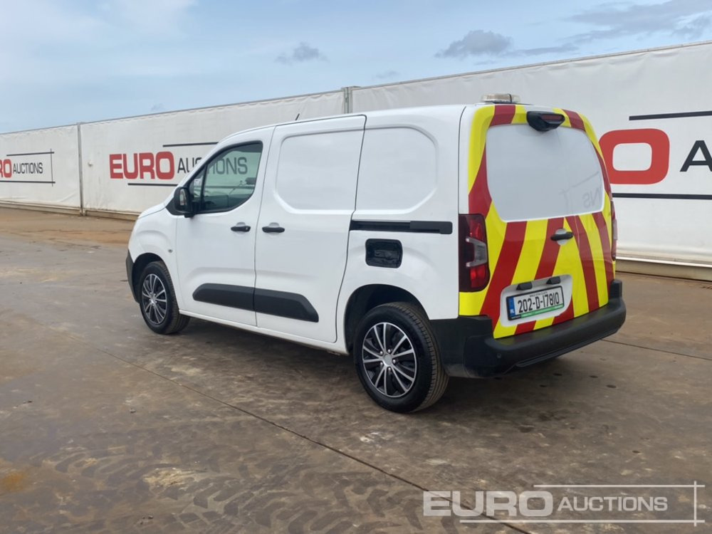 2020 Peugeot Partner - Kisteherautó: 3 kép. 2020 Peugeot Partner - Kisteherautó: 3 kép.