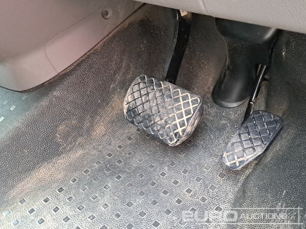 Kisteherautó 2021 Volkswagen ABT e-Transporter: 17 kép.