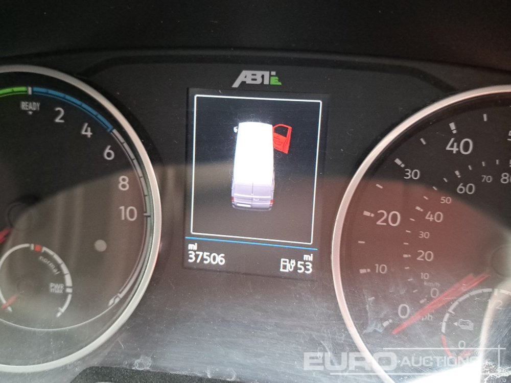 Kisteherautó 2021 Volkswagen ABT e-Transporter: 20 kép.