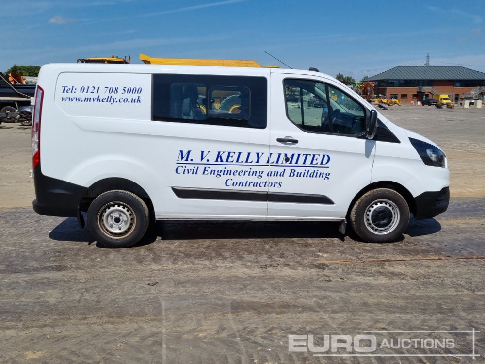 Kisteherautó 2022 Ford Transit Custom 300: 6 kép.