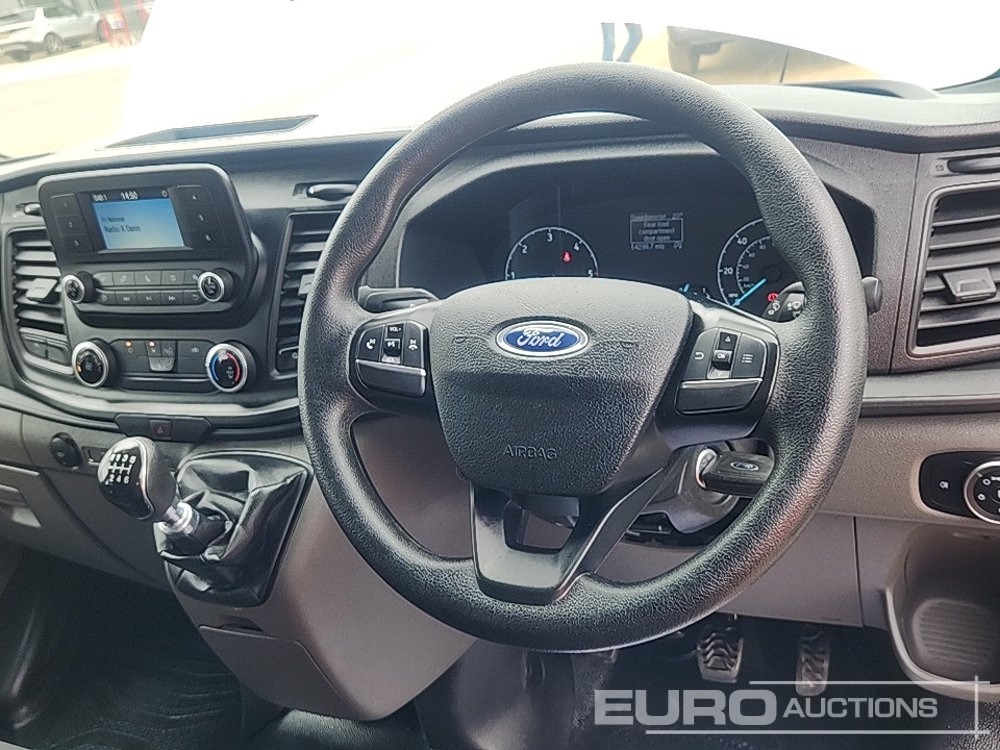 Kisteherautó 2022 Ford Transit Custom 300: 25 kép.