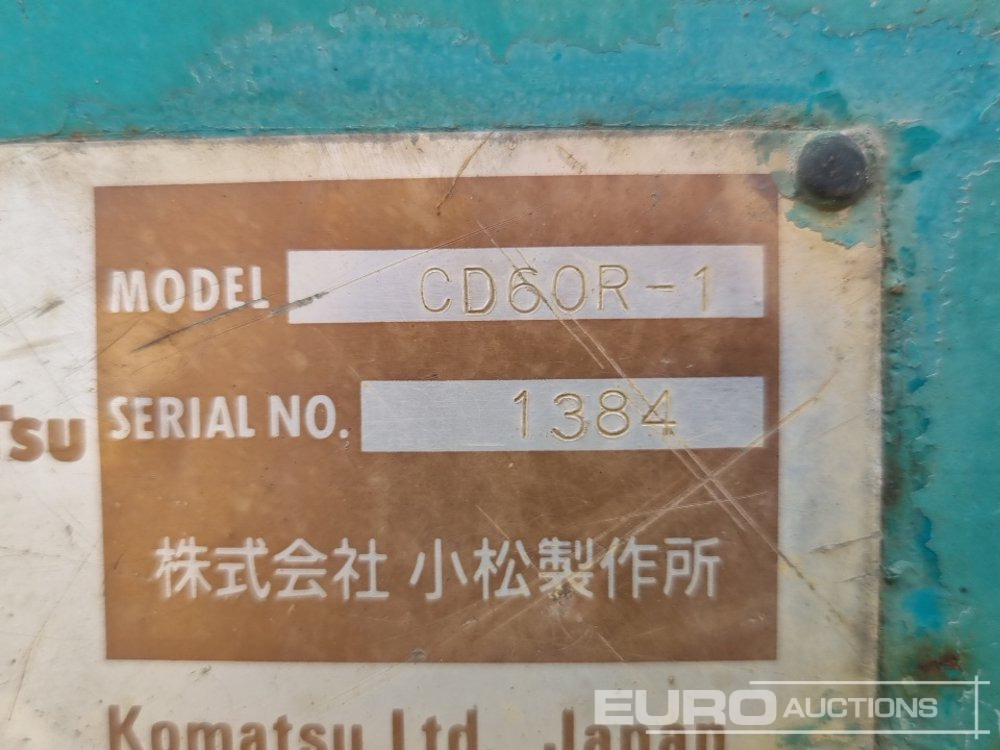 Lánctalpas dömper Komatsu CD60R-1: 40 kép.
