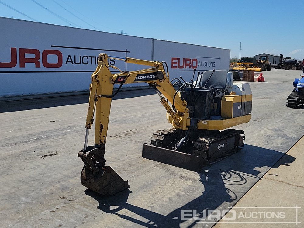 Komatsu PC05-5 - Minikotró: 1 kép. Komatsu PC05-5 - Minikotró: 1 kép.
