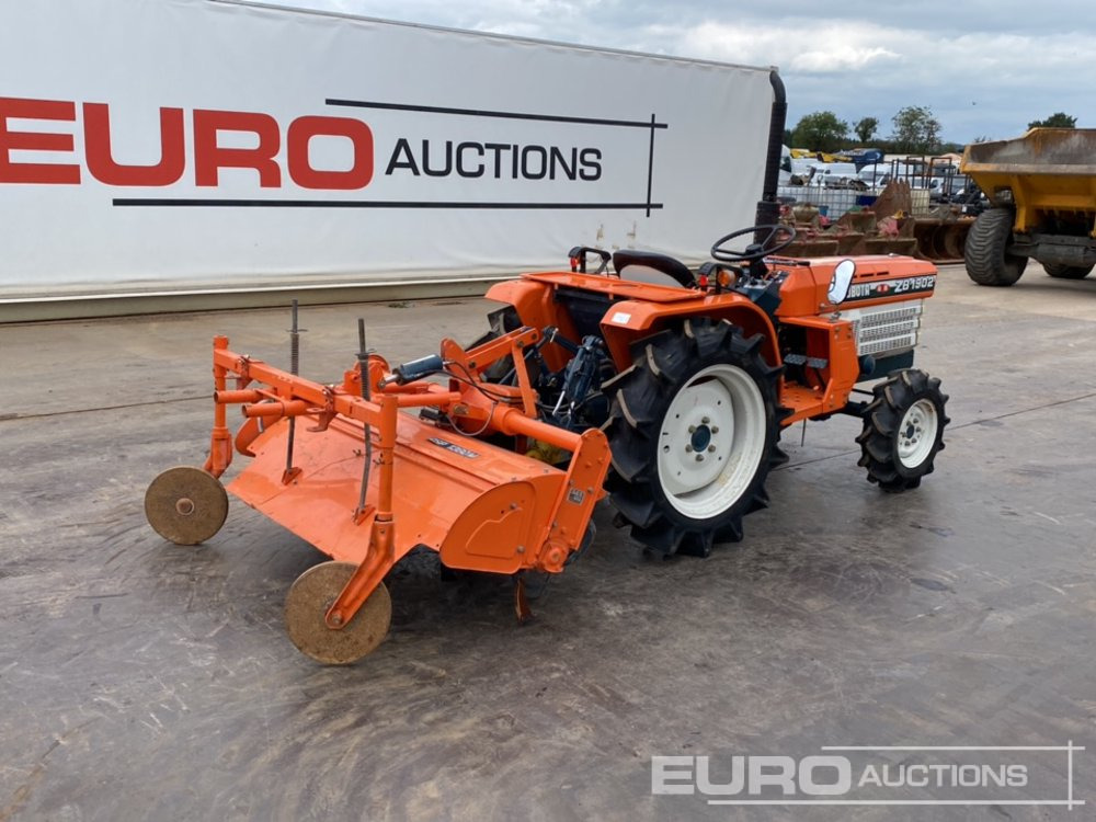 Kubota B1902DT - Kistraktor: 5 kép. Kubota B1902DT - Kistraktor: 5 kép.