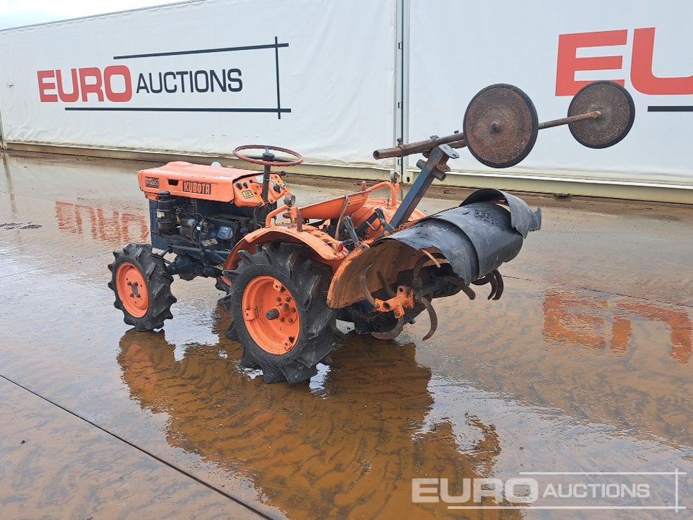 Kubota B6000 - Kistraktor: 3 kép. Kubota B6000 - Kistraktor: 3 kép.