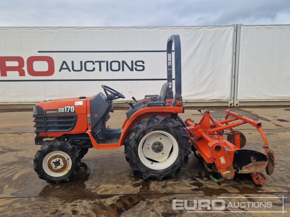 Kubota GB170 - Kistraktor: 2 kép. Kubota GB170 - Kistraktor: 2 kép.