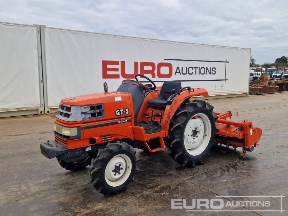 Kubota GT5 - Kistraktor: 1 kép. Kubota GT5 - Kistraktor: 1 kép.