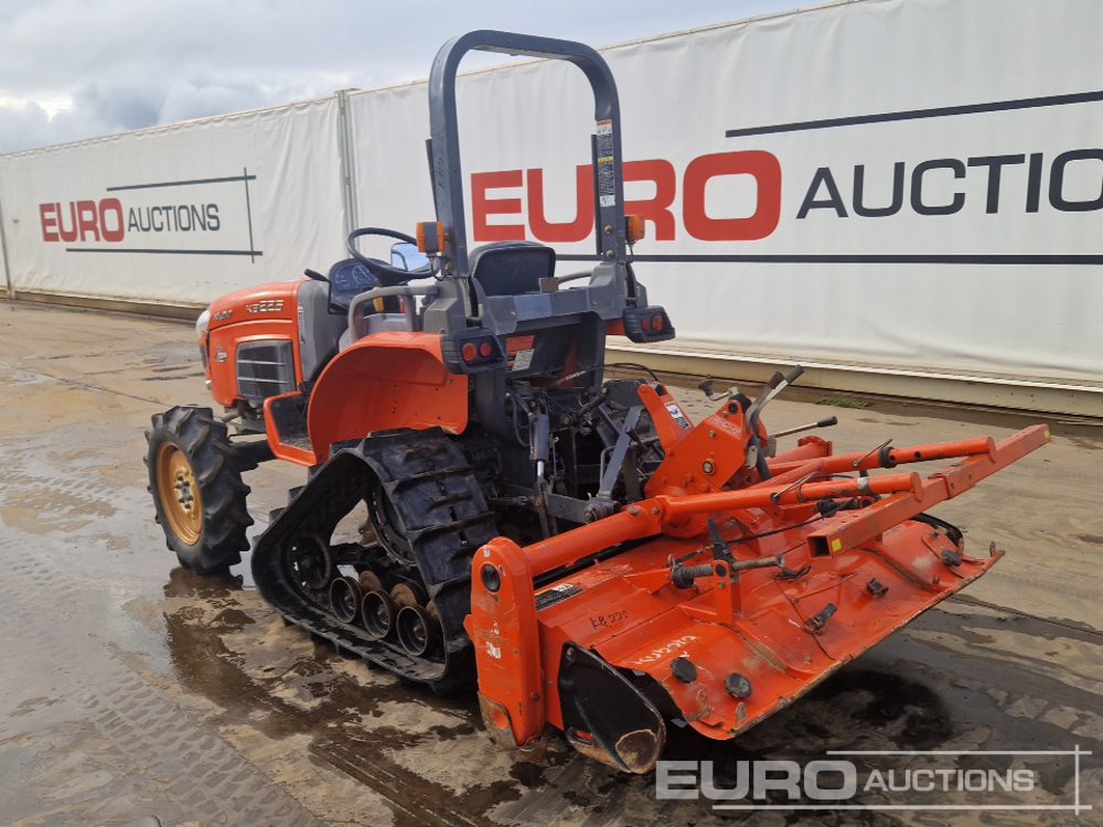 Kubota KB225 - Kistraktor: 3 kép. Kubota KB225 - Kistraktor: 3 kép.