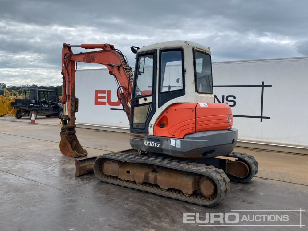 Kubota KX161-3 - Minikotró: 3 kép. Kubota KX161-3 - Minikotró: 3 kép.