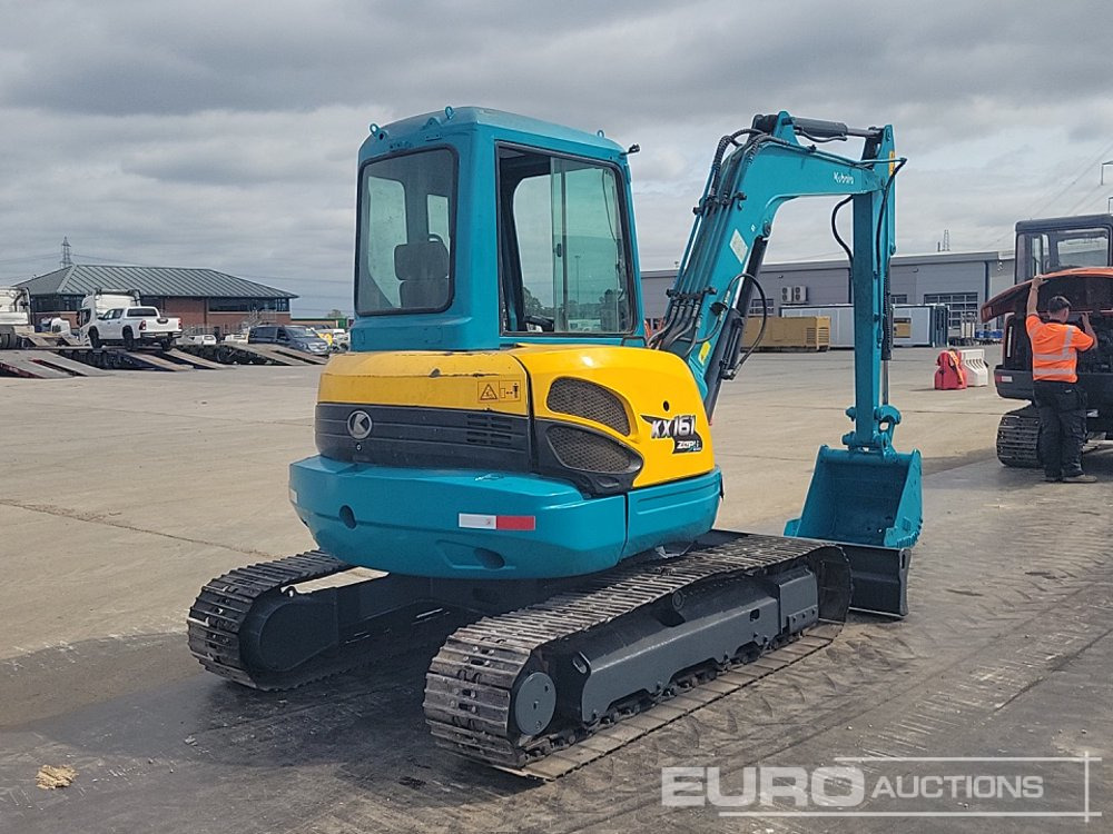 Kubota KX161-3SZ - Minikotró: 5 kép. Kubota KX161-3SZ - Minikotró: 5 kép.