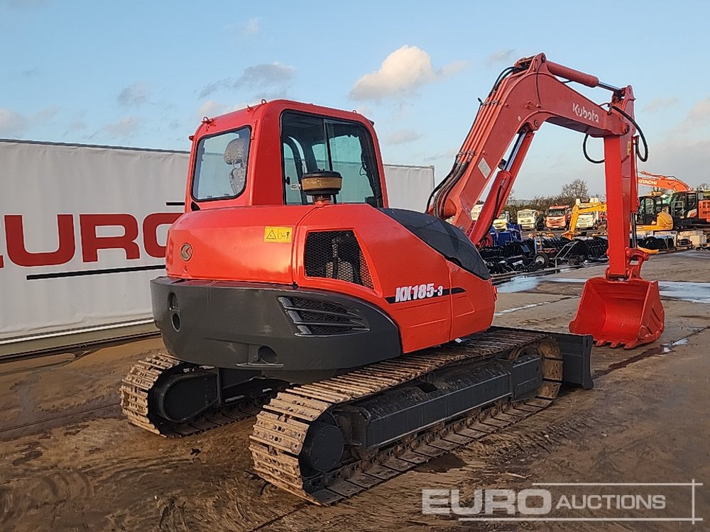Kubota KX185-3 - Minikotró: 5 kép. Kubota KX185-3 - Minikotró: 5 kép.