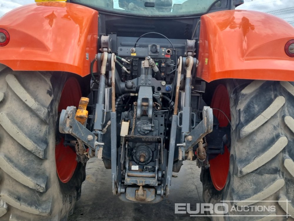 Traktor Kubota M7171: 15 kép.