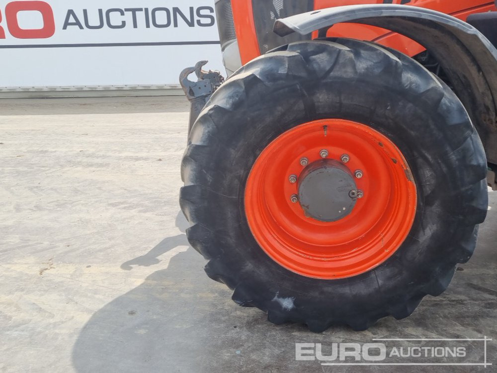 Traktor Kubota M7171: 9 kép.