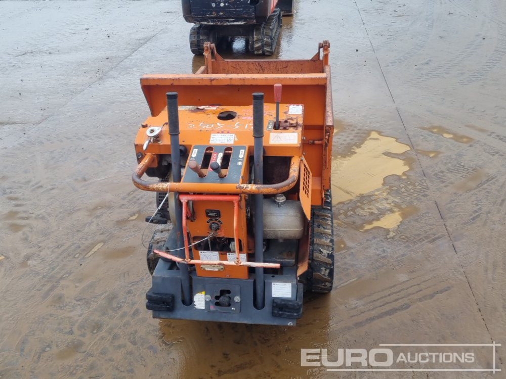 Kubota RY601D-3 - Lánctalpas dömper: 4 kép. Kubota RY601D-3 - Lánctalpas dömper: 4 kép.