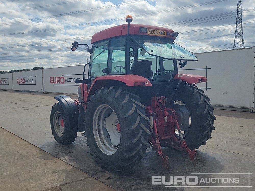 McCormick CX105 - Traktor: 3 kép. McCormick CX105 - Traktor: 3 kép.