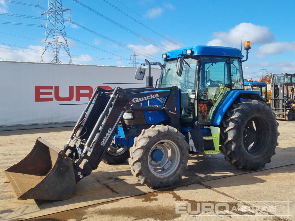McCormick CX85 - Traktor: 1 kép. McCormick CX85 - Traktor: 1 kép.