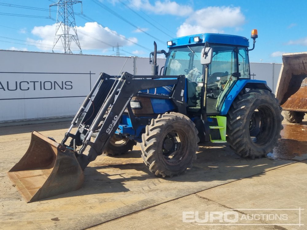 McCormick CX85 - Traktor: 1 kép. McCormick CX85 - Traktor: 1 kép.