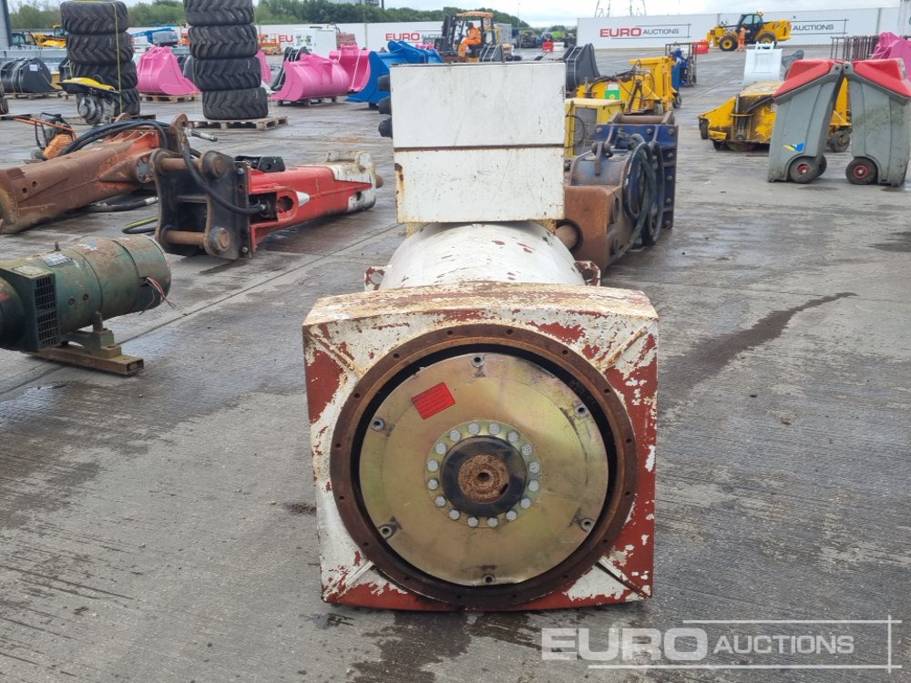 Mecc Alte Spa 1300kVA Alternator - Áramfejlesztő: 4 kép. Mecc Alte Spa 1300kVA Alternator - Áramfejlesztő: 4 kép.