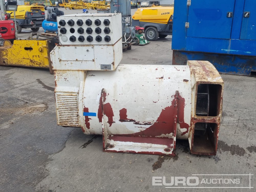 Mecc Alte Spa 1300kVA Alternator - Áramfejlesztő: 2 kép. Mecc Alte Spa 1300kVA Alternator - Áramfejlesztő: 2 kép.