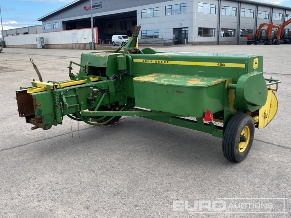 John Deere 456 - Mezőgazdasági gépek: 3 kép. John Deere 456 - Mezőgazdasági gépek: 3 kép.