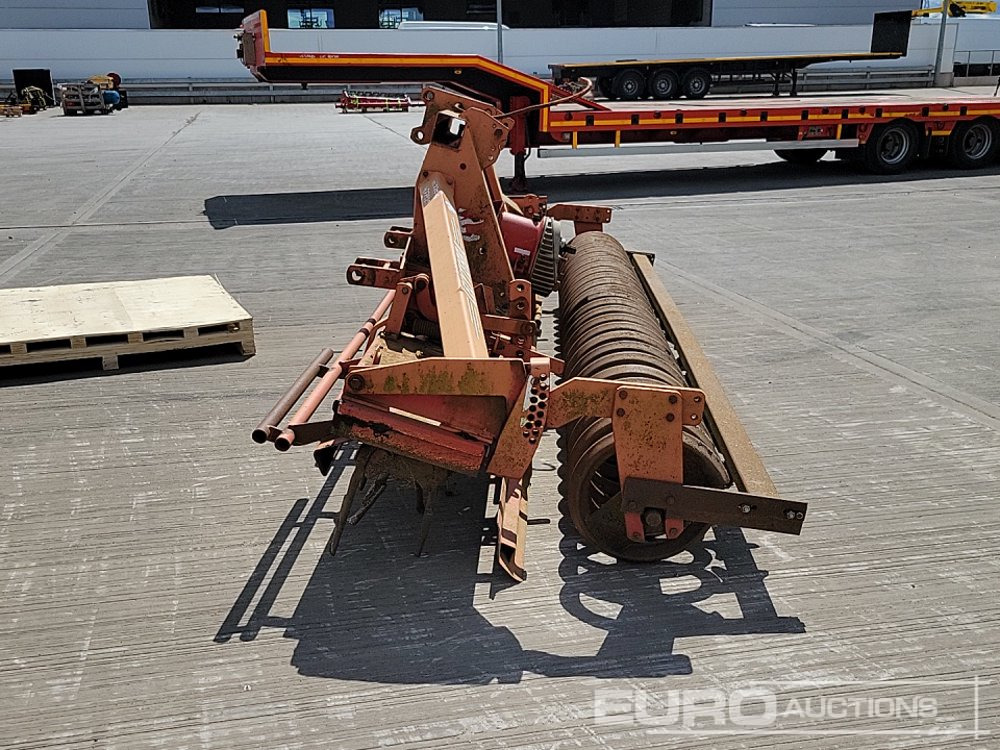 Lelyterra PTO Driven 4m Power Harrow to suit 3 Point Linkage - Mezőgazdasági gépek: 2 kép. Lelyterra PTO Driven 4m Power Harrow to suit 3 Point Linkage - Mezőgazdasági gépek: 2 kép.