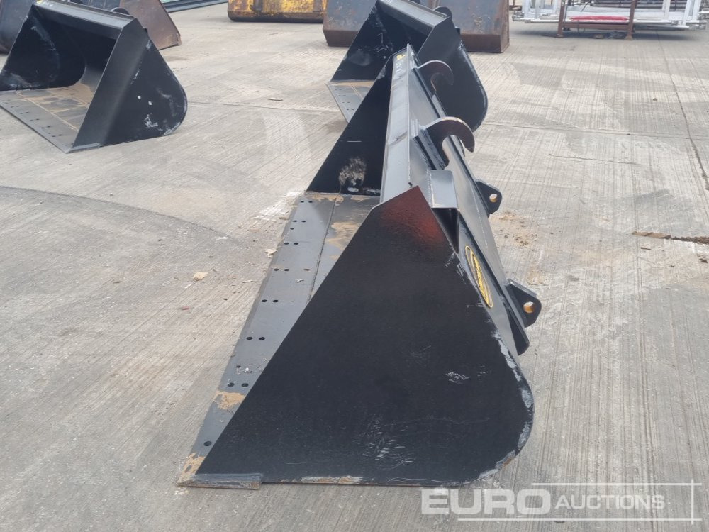 Unused Strickland 90" Loading Bucket to suit JCB Telehandler - Mezőgazdasági gépek: 2 kép. Unused Strickland 90" Loading Bucket to suit JCB Telehandler - Mezőgazdasági gépek: 2 kép.
