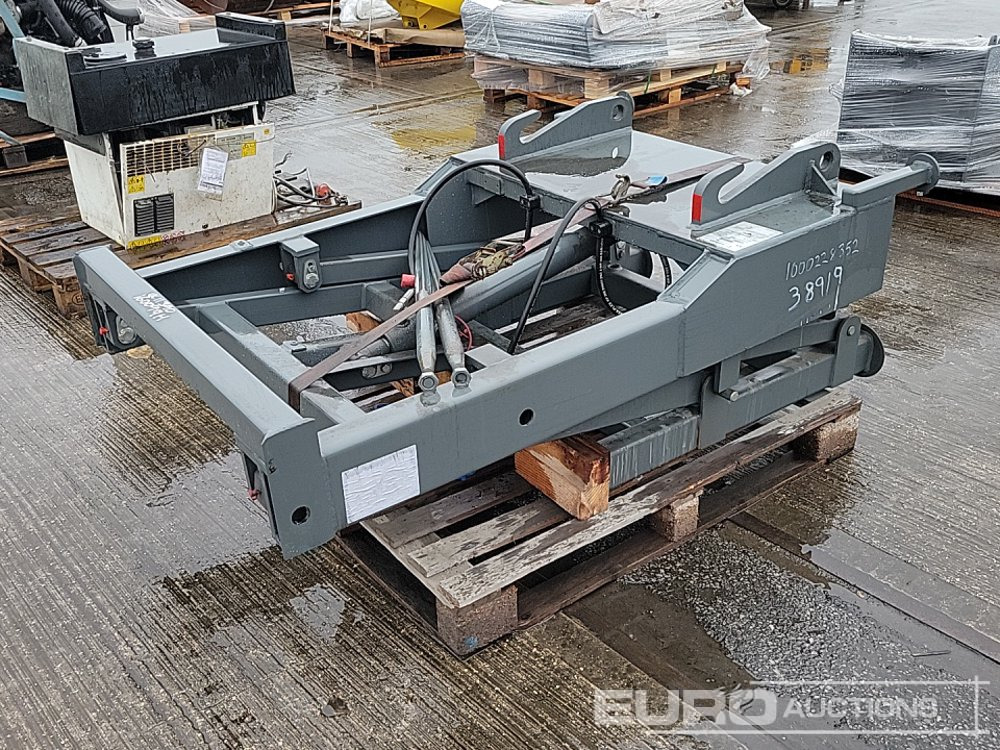 Unused Weidemann Hydraulic Cuboid Bail Stacker Attachment - Mezőgazdasági gépek: 1 kép. Unused Weidemann Hydraulic Cuboid Bail Stacker Attachment - Mezőgazdasági gépek: 1 kép.