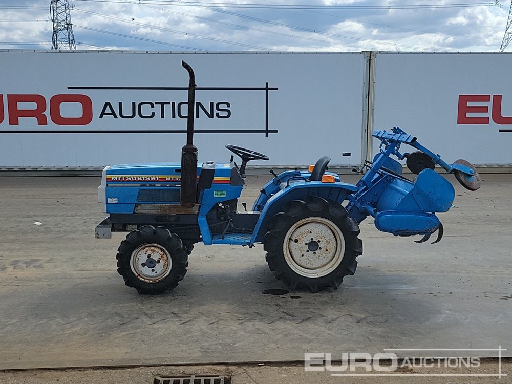 Mitsubishi MT1601D - Kistraktor: 2 kép. Mitsubishi MT1601D - Kistraktor: 2 kép.