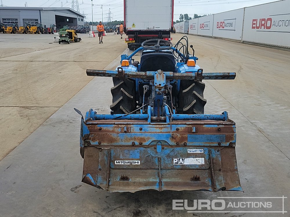 Mitsubishi MT1601D - Kistraktor: 4 kép. Mitsubishi MT1601D - Kistraktor: 4 kép.