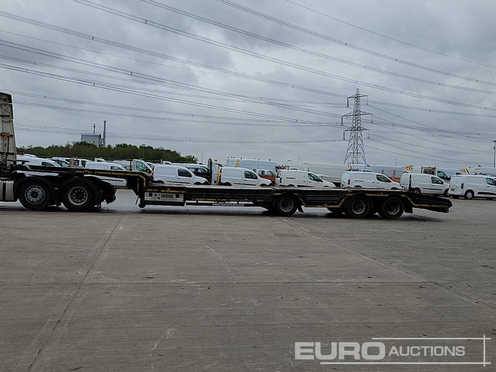 Montracon Tri Axle Step Frame Low Loader Trailer - Félpótkocsi mélybölcsős: 2 kép. Montracon Tri Axle Step Frame Low Loader Trailer - Félpótkocsi mélybölcsős: 2 kép.