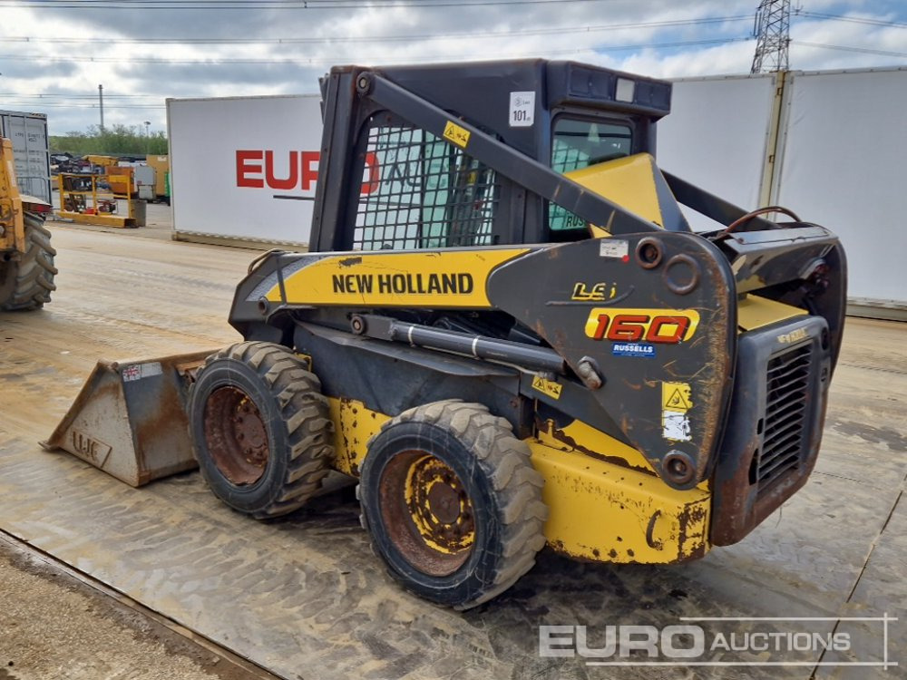 New Holland LS160 - Mini homlokrakodó: 3 kép. New Holland LS160 - Mini homlokrakodó: 3 kép.