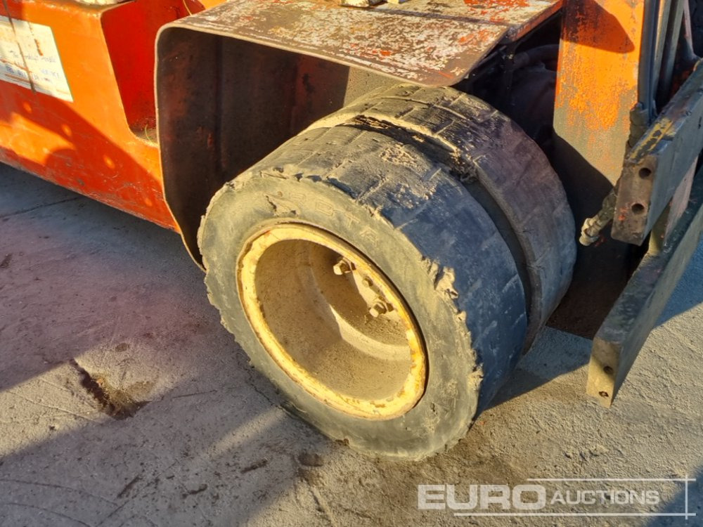 Dízel targonca Nissan YGF03A40TU: 9 kép.